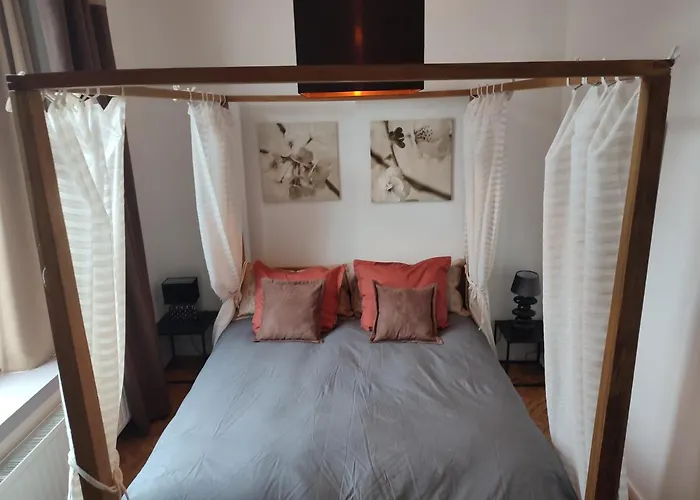 The Manhattan Luxury Suite